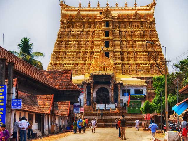 Sree Padmanabhaswamy Temple: famous temples in kerala