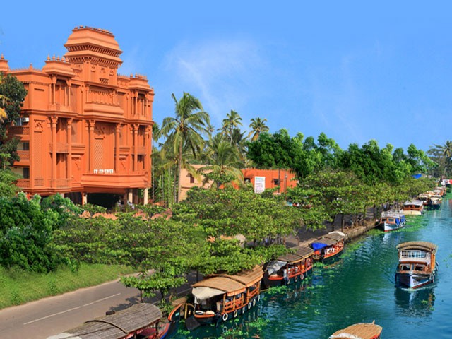 Haveli Backwater Resort Alappuzha: backwater resorts in kerala