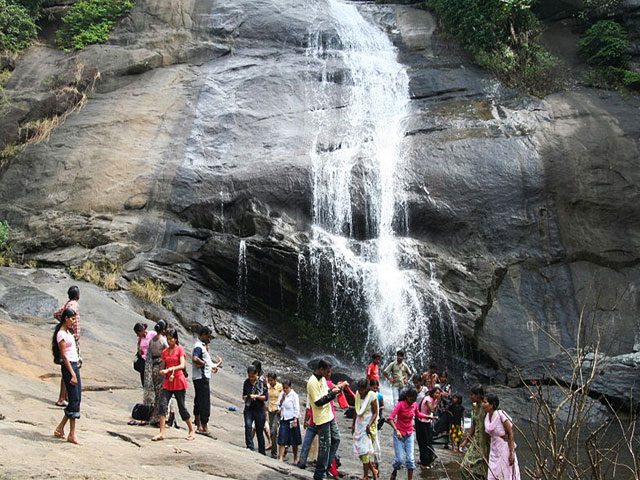 Thusharagiri-Waterfalls