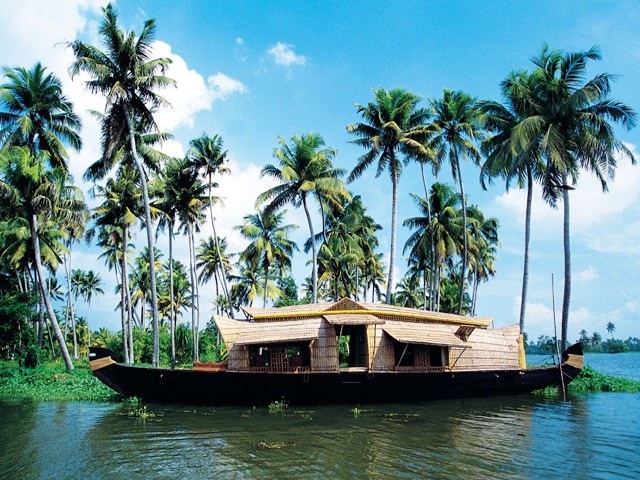 9 Offbeat Backwater Destinations in Kerala