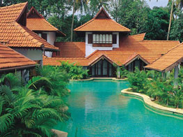 Hotel Kumarakom Lake Resort
