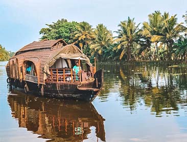 4 Day Kerala Backwater Tour in Alleppey