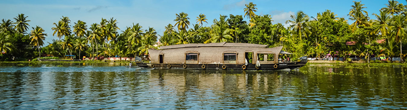 Pathiramanal Island