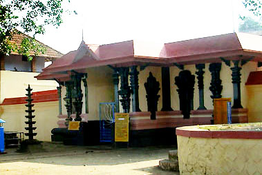 Thirunavaya Temple